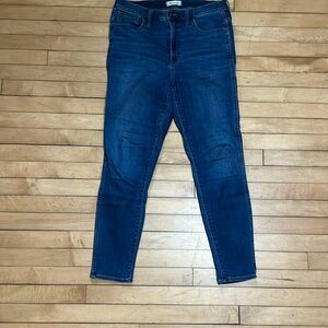 Madewell, Raodtripper